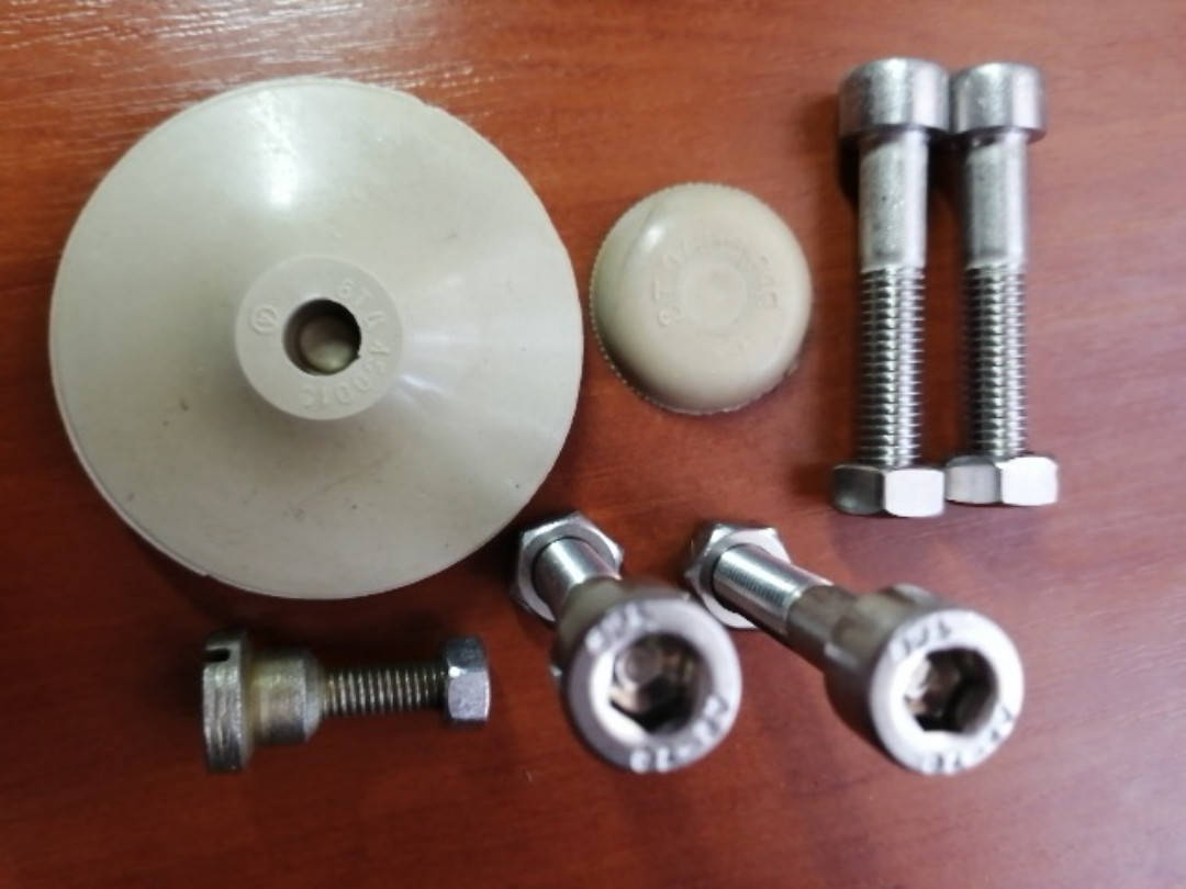 

Ремкомплект с нерж.винтами для вибрационного насоса Ручеёк Малыш Родничек Водолей и др.