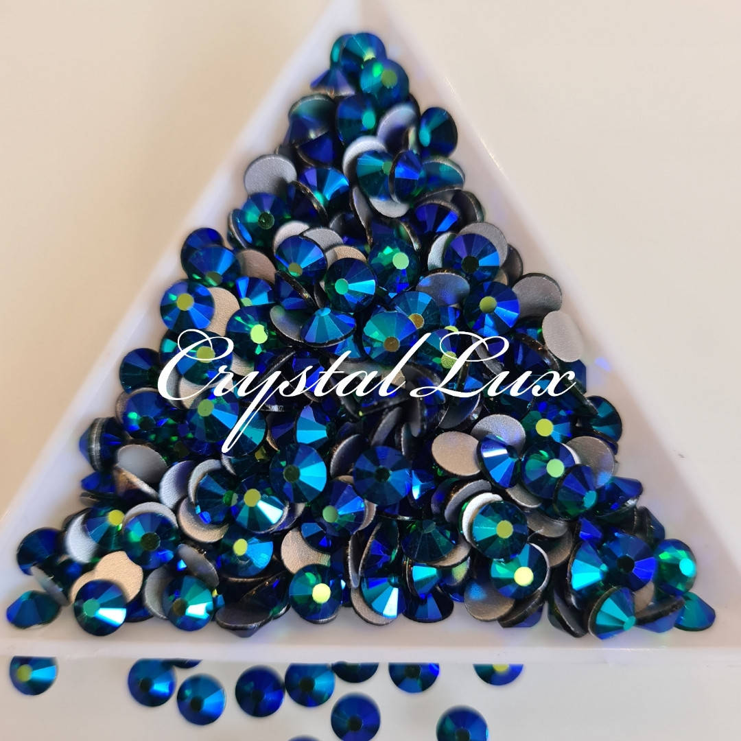 

Стразы ss30 Emerald AB (6.5мм) 50шт "Crystal Premium"