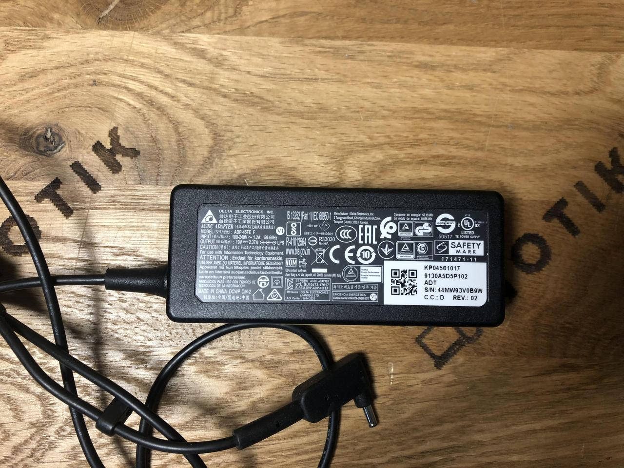 

Блок живлення для ноутбука Acer Delta Electronics (3.0*1.1mm) adp-45fe f 19V 2.37A 45W