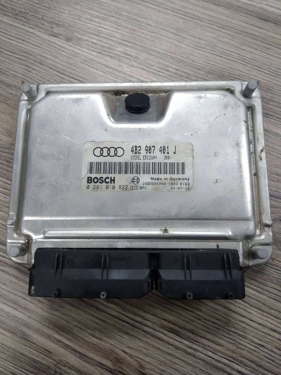 

Блок управления двигателем ЭБУ AUDI A6 C5 2.5TDI 4B2907401J 0281010822