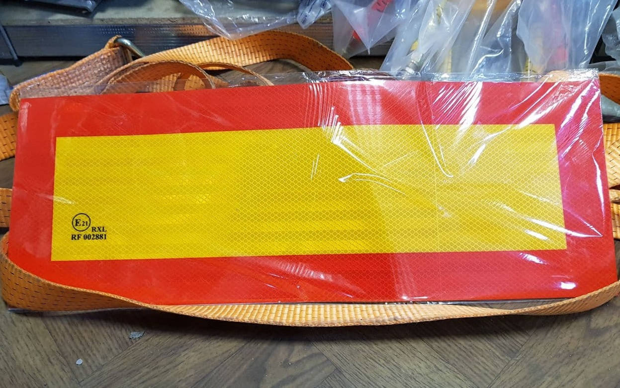 

Табличка длинномерный груз светоотражающая наклейка длинномерного груза отражающая КОМПЛЕКТ 2шт 200Х560mm