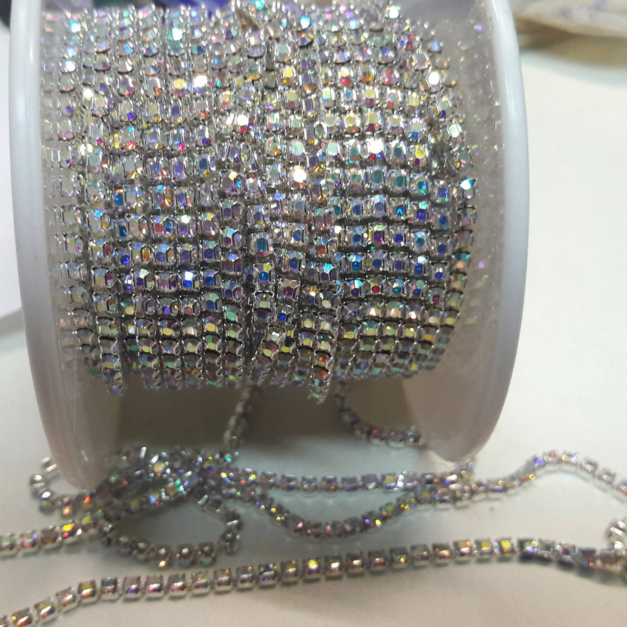 

Стразовая цепь серебро/ crystal_АВ ss12 (Стразы стекло)