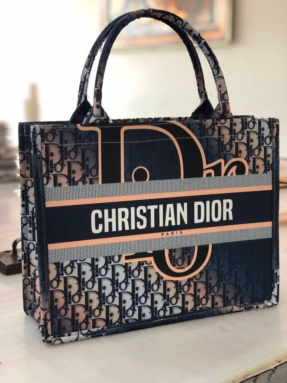 

Сумка женская Christian Dior шопер, Молочный