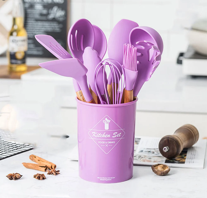 

Набір кухонних предметів Kitchen Dining 12 предметів