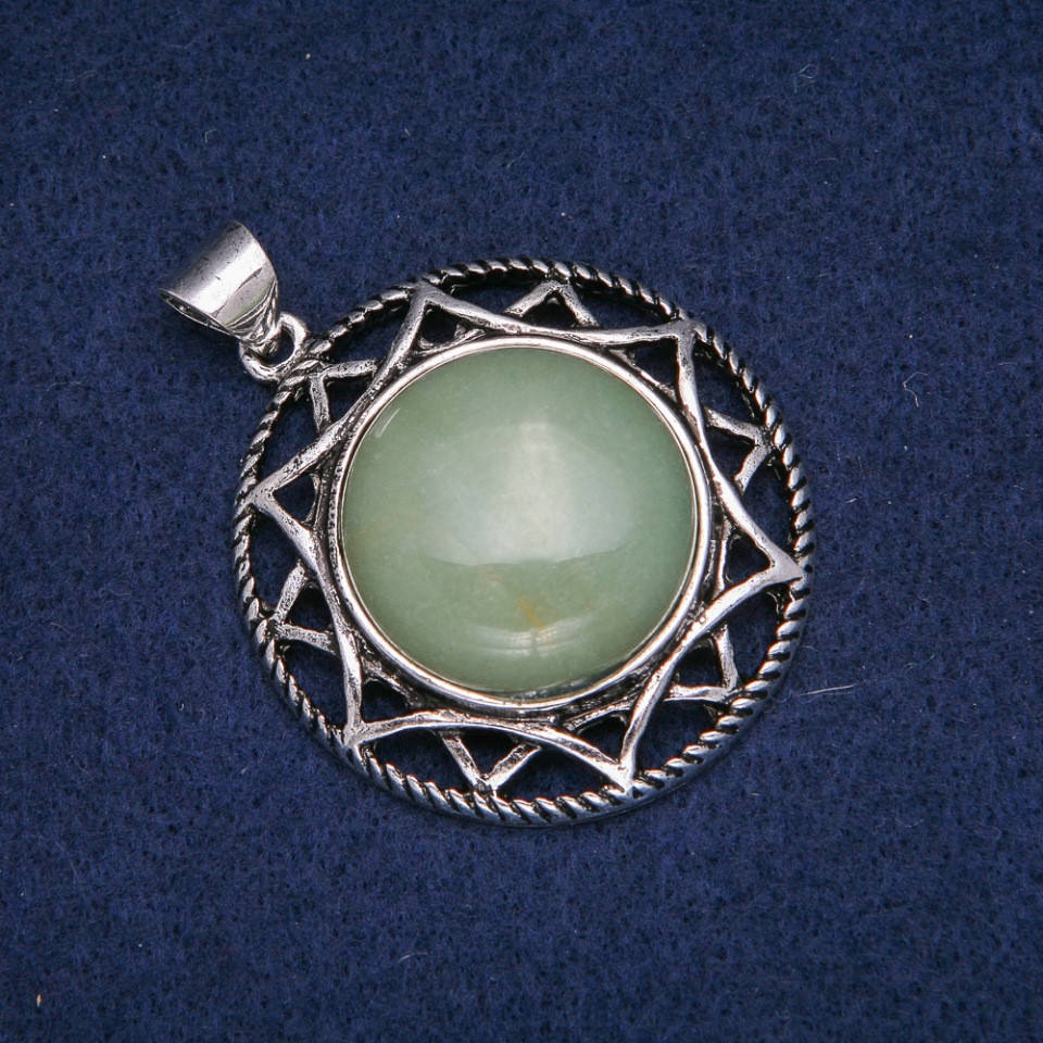 

Кулон с камнем Нефрит в оправе под старину 40х46мм