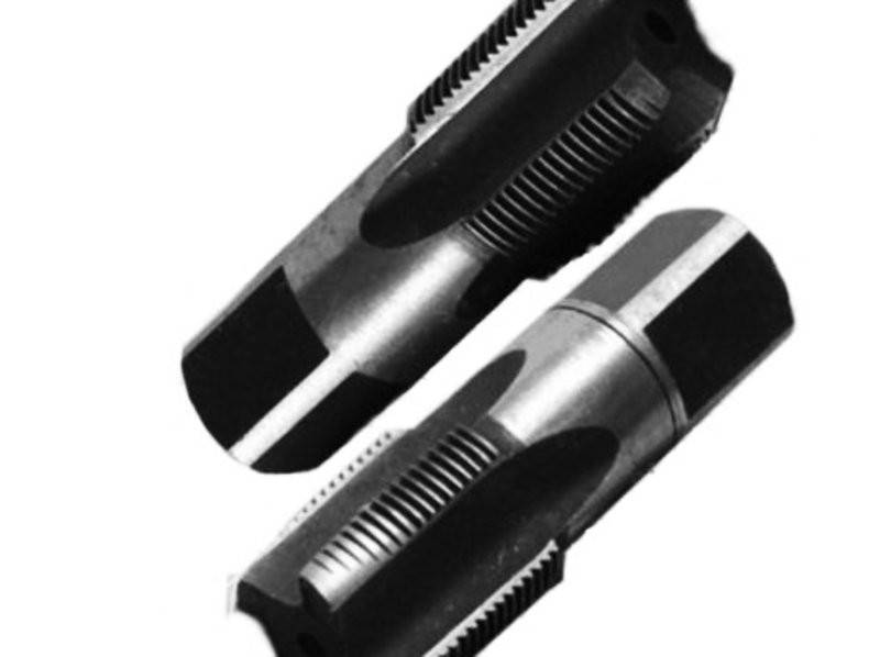 

Метчик трубный машинно-ручной G 1/4" Р6М5К5