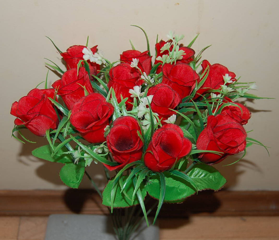 

М-559 Роза мини "Паучок" 14 голов 40х5 см