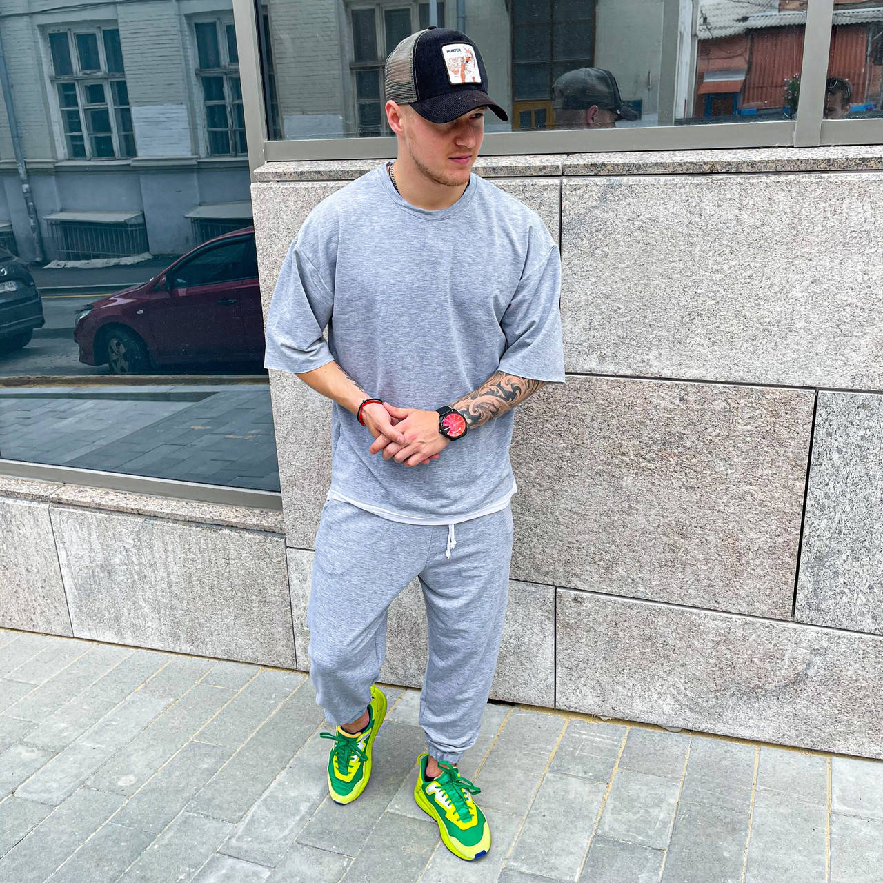 

Мужской летний костюм серый / комплект Футболка + штаны на манжете OVERSIZE