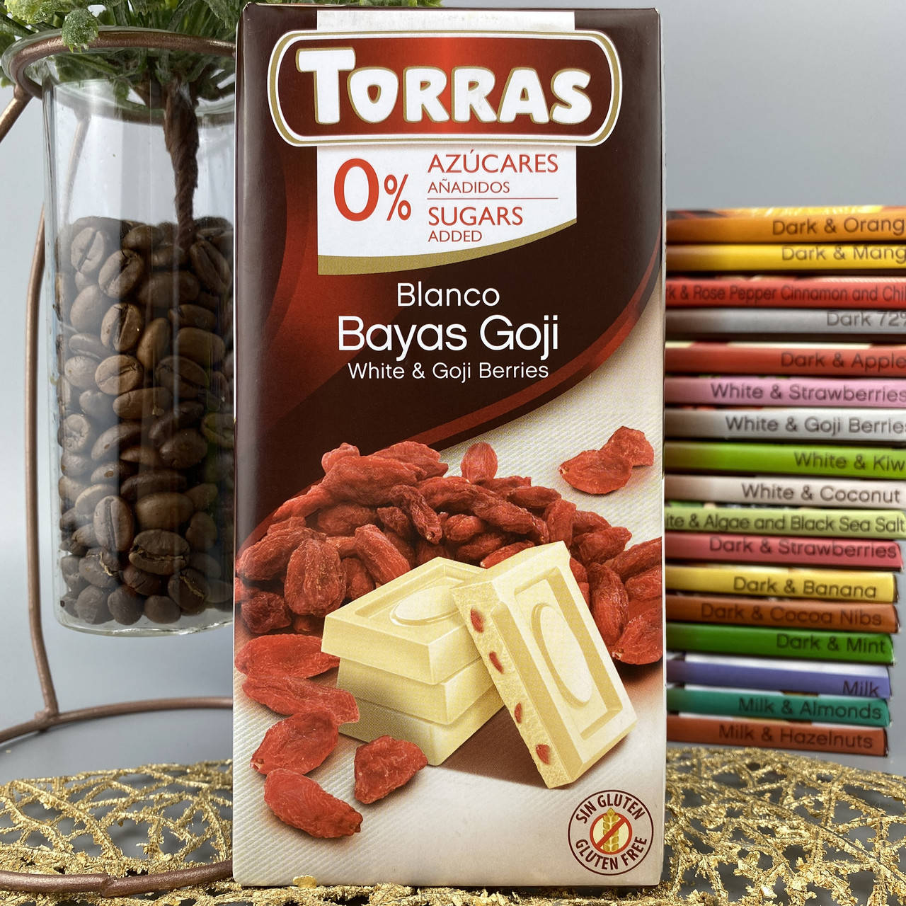 

Шоколад без сахара и глютена белый с ягодами годжи Торрас Torras 0% 75 г