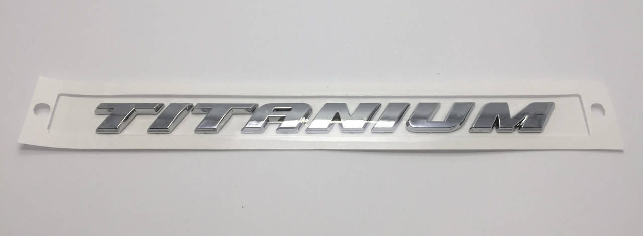 

Эмблема надпись багажника Ford Titanium тип1