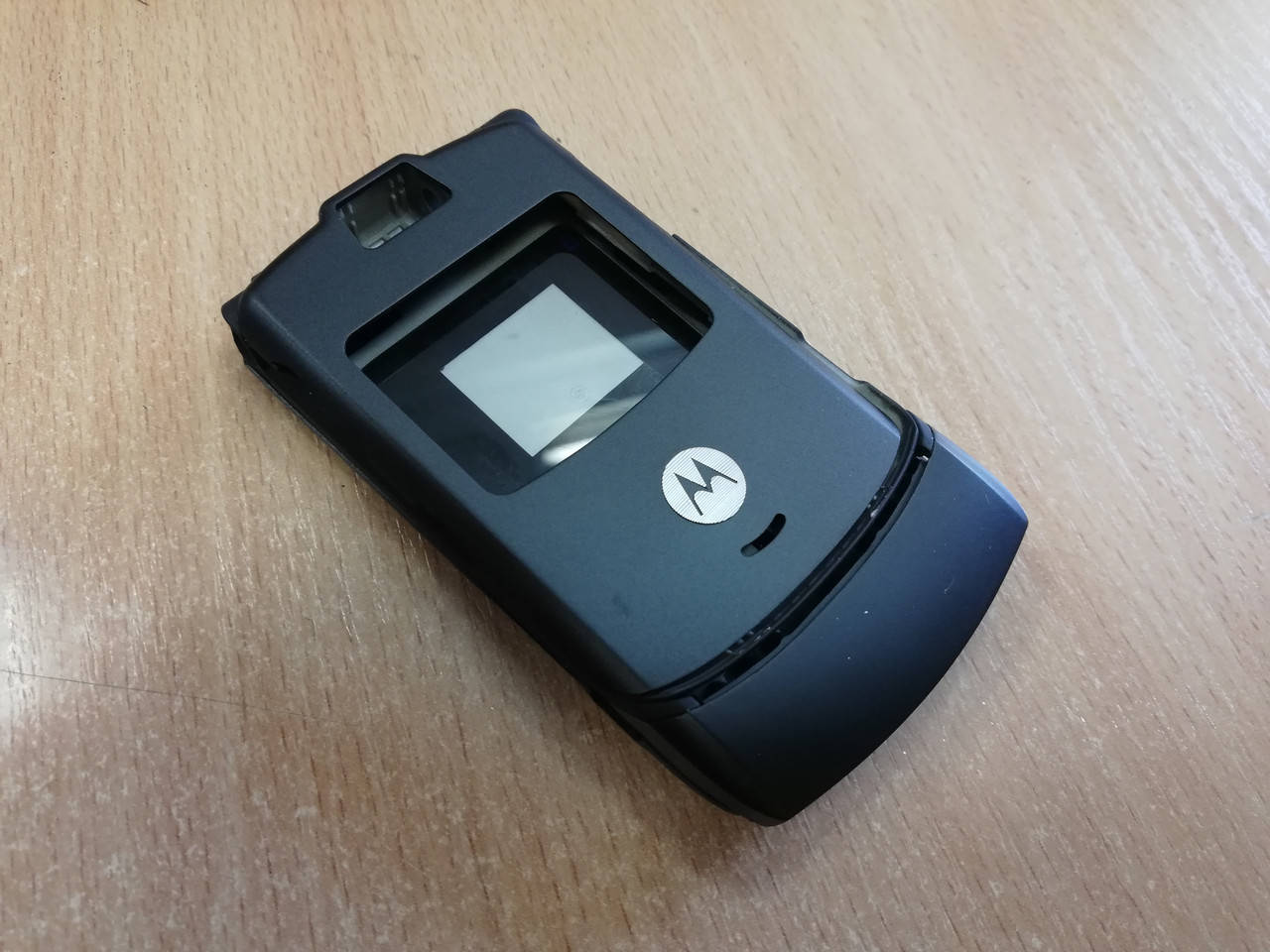 

Корпус для Motorola V3