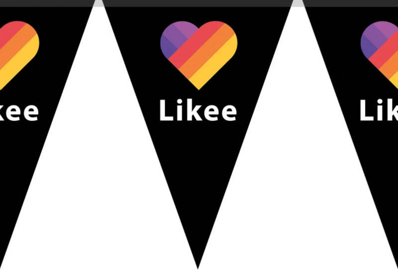 

Гирлянда треугольная Likee