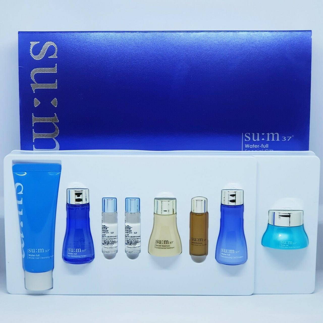

Su:m37 Water-full Special Gift Set Набор интенсивно увлажняющих премиальных миниатюр 119мл