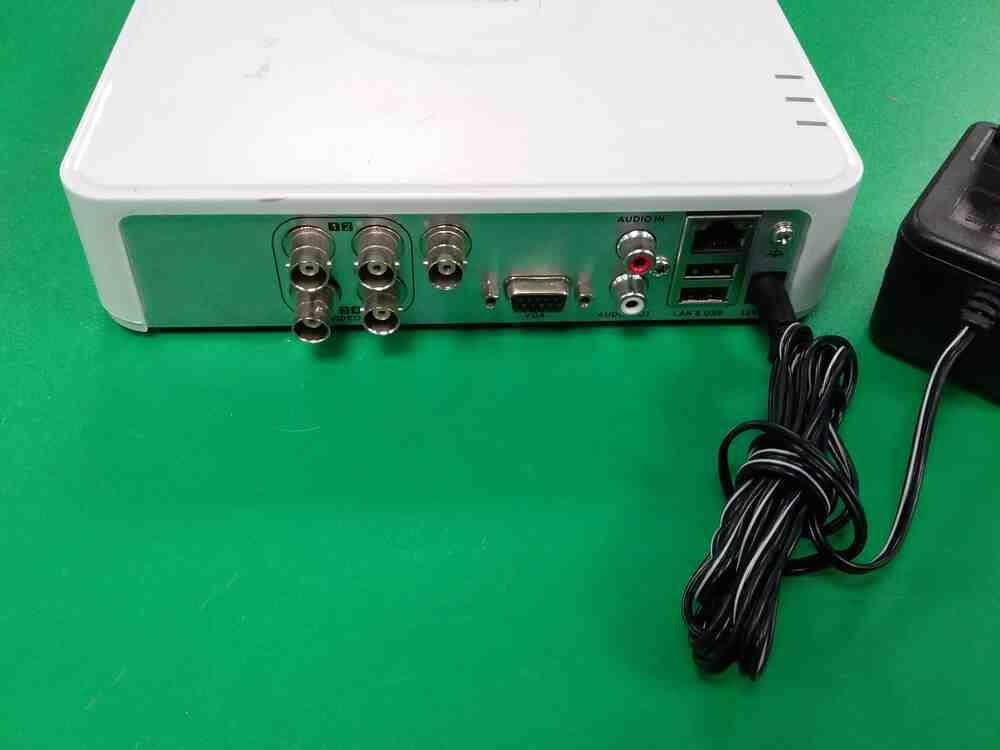 

Видеорегистраторы Б/У Hikvision DS-7104HWI-SL