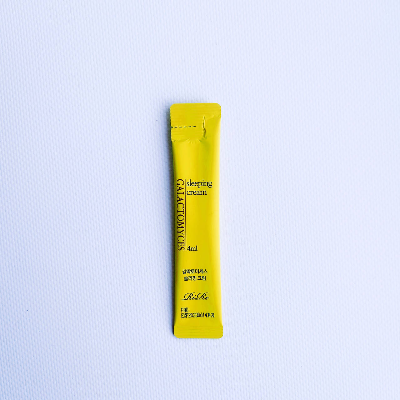

Крем для лица ночной с галактомисисом RIRE Galactomyces Sleeping Cream Mask 4 мл