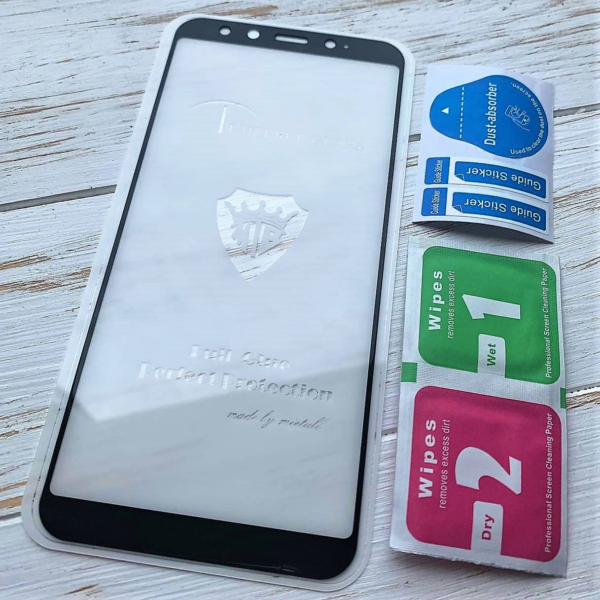 

Защитное стекло для Xiaomi Mi A2 FullGlue чёрное, Прозрачный