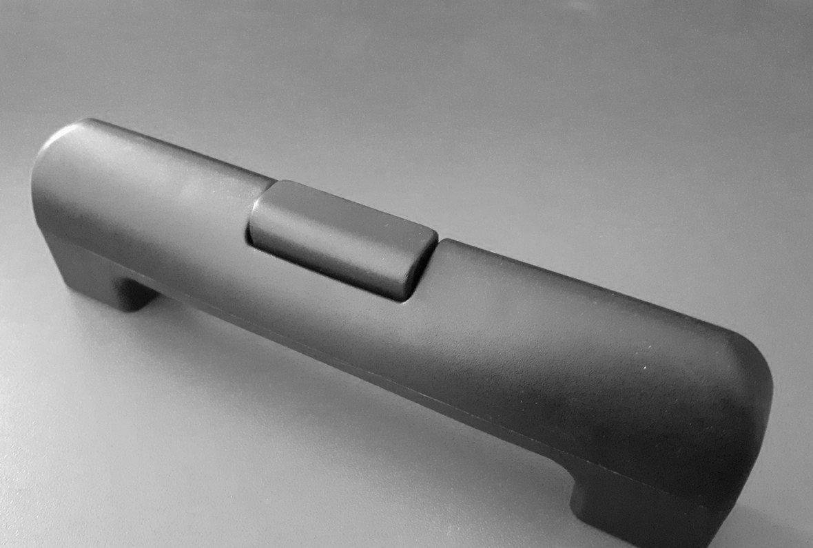 

Ручка для выдвижных систем чемоданов и сумок с системой на 3 положения РЧ - 27/3(пластик, L=179мм)