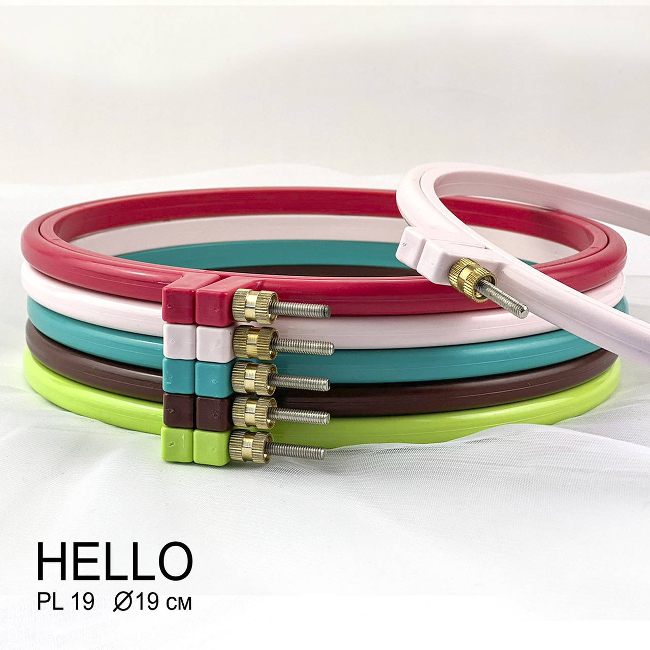 

П'ЯЛЬЦЯ ПЛАСТИКОВІ HELLO PL19
