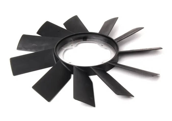 

Крыльчатка 410 мм, 11 лопастей, 4 болта BMW 3 E30, E36, 5 E28, E34, E39, 6 E24, Z Z1, Z3