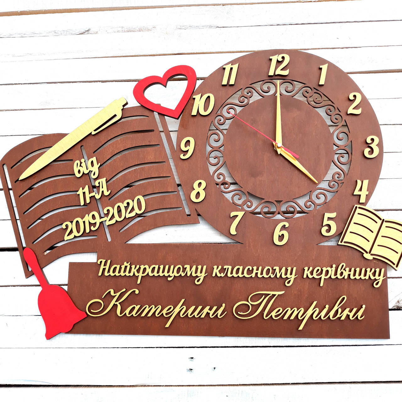 

Часы настенные из дерева, подарок учителю, часы с пожеланиями