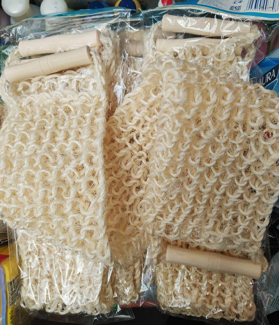 

Мочалка для тела с деревянными ручками Luffa банная Люфа Сизаль / Длинная мочалка жёсткая натуральная, Бежевый