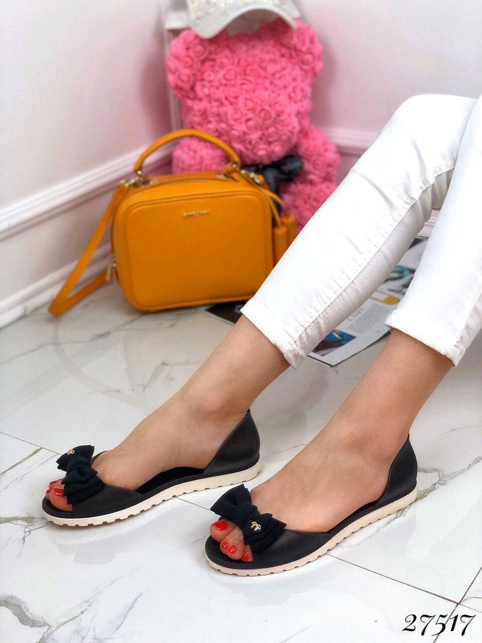 

Женские босоножки силикон