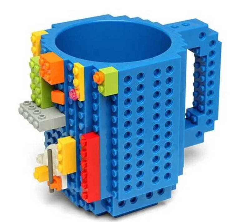 

Чашка-конструктор в стиле "Lego".