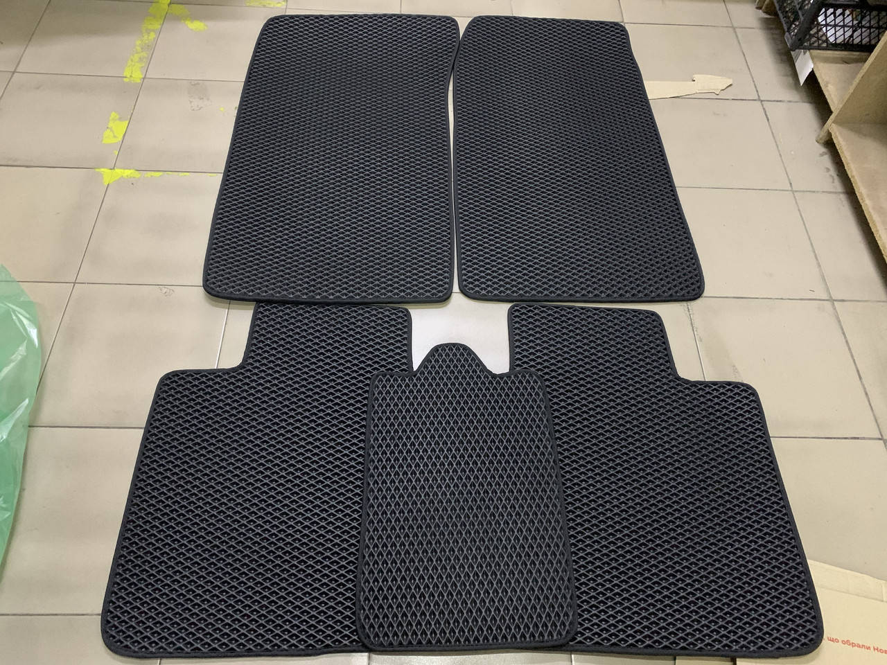 

Коврики в салон для Таврия / Славута (EVA)