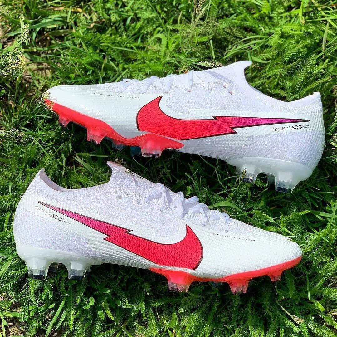 

Футбольные Бутсы Nike Mercurial Vapor 13 /Бутсы Найк Меркуриал Вапор 13, Серый