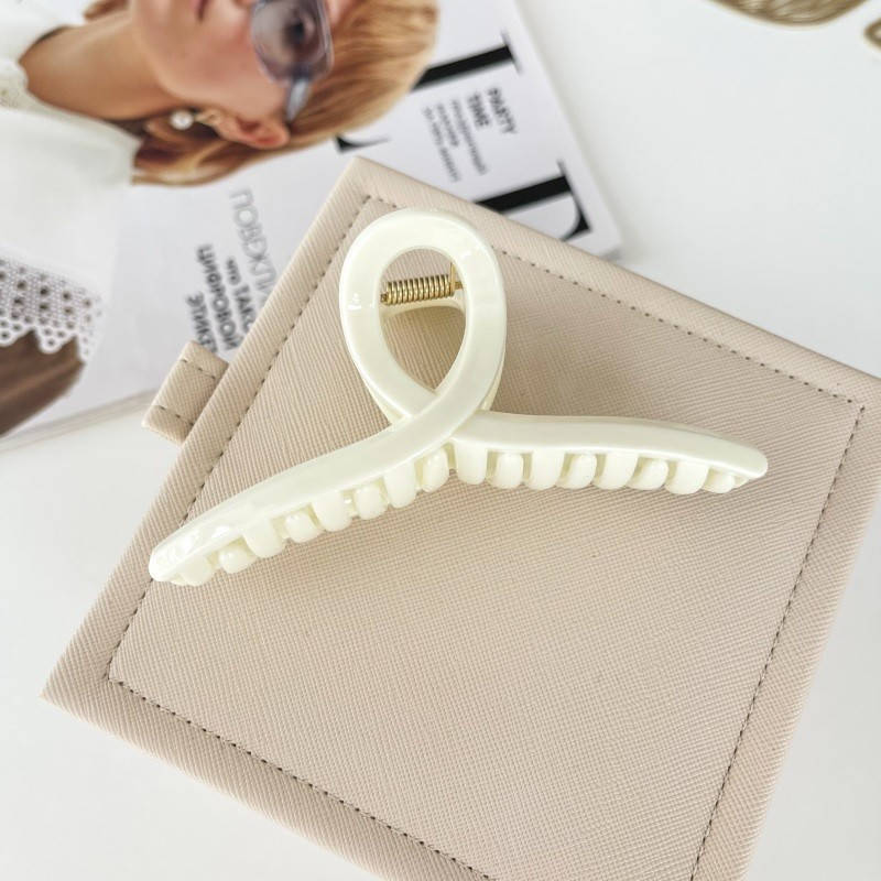 

Краб пластиковый в стиле "Минимализм", молочный. Аксессуары для волос., Белый