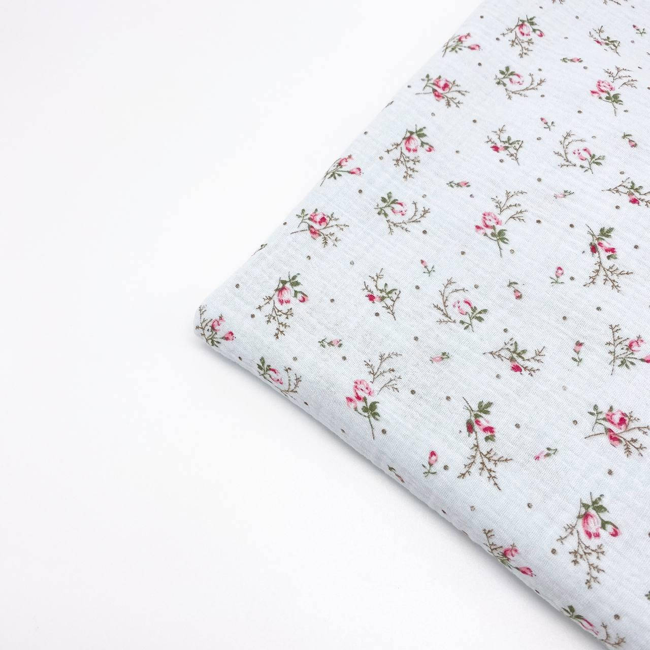 

Муслин жатый 2-х мелкие цветочки с точками на светло-голубом 135 см, Светло-голубой