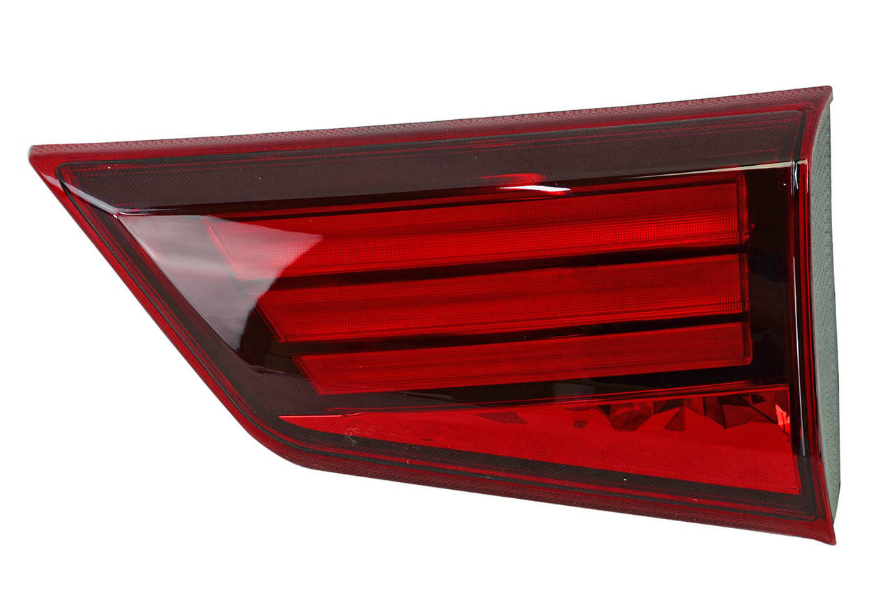 

Фонарь Mitsubishi Outlander 3 (2015-2018) 2-й рестайлинг LED внутренний правый