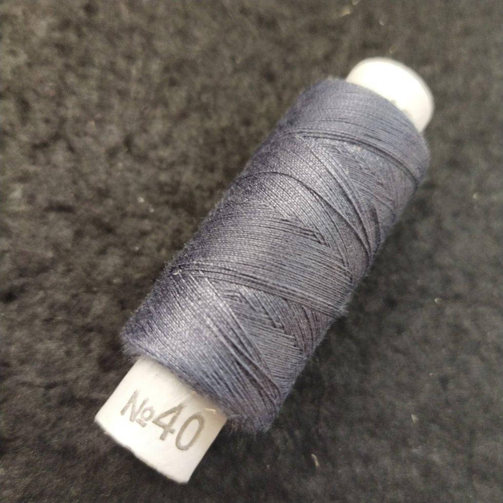 

504 Нитки в катушках, швейные 100 полиэстер 40/2 (боб 200м)