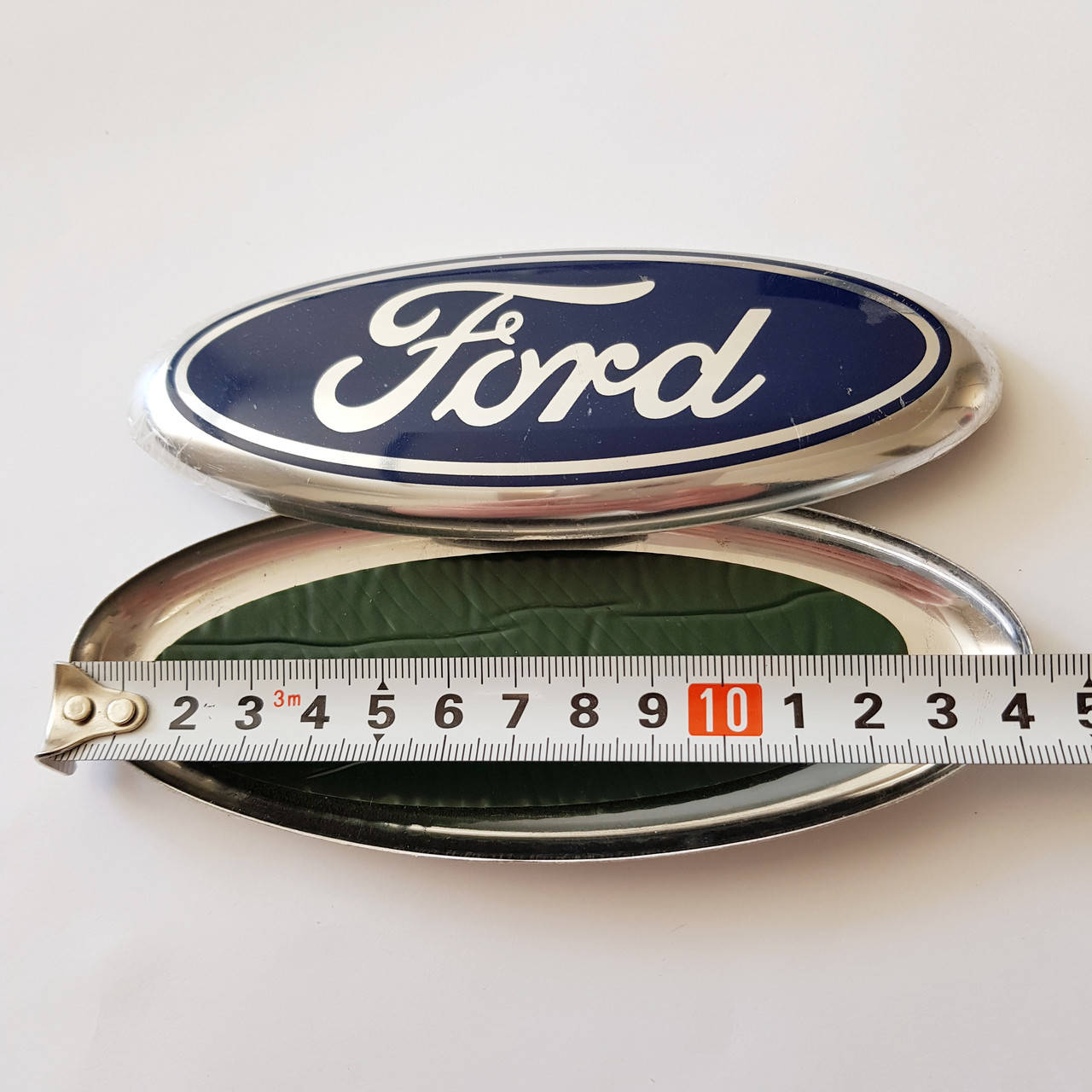 

Эмблема накладка Ford, 144х58 мм.