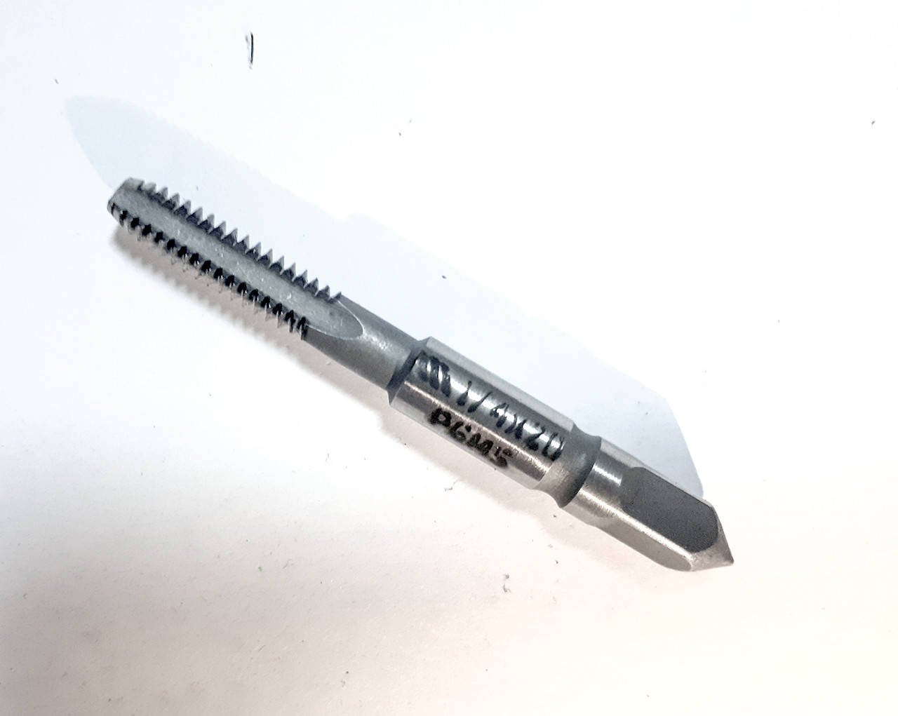 

Метчик дюймовый 1/4" 20 UNC