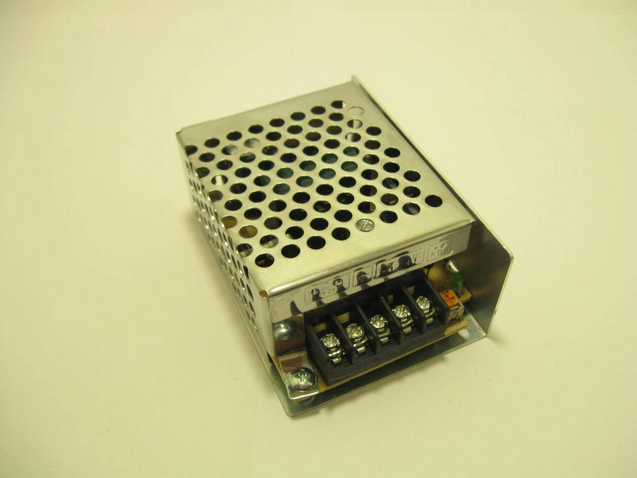 

Блок питания 5V 5A 25W (металлический перфорированный корпус)