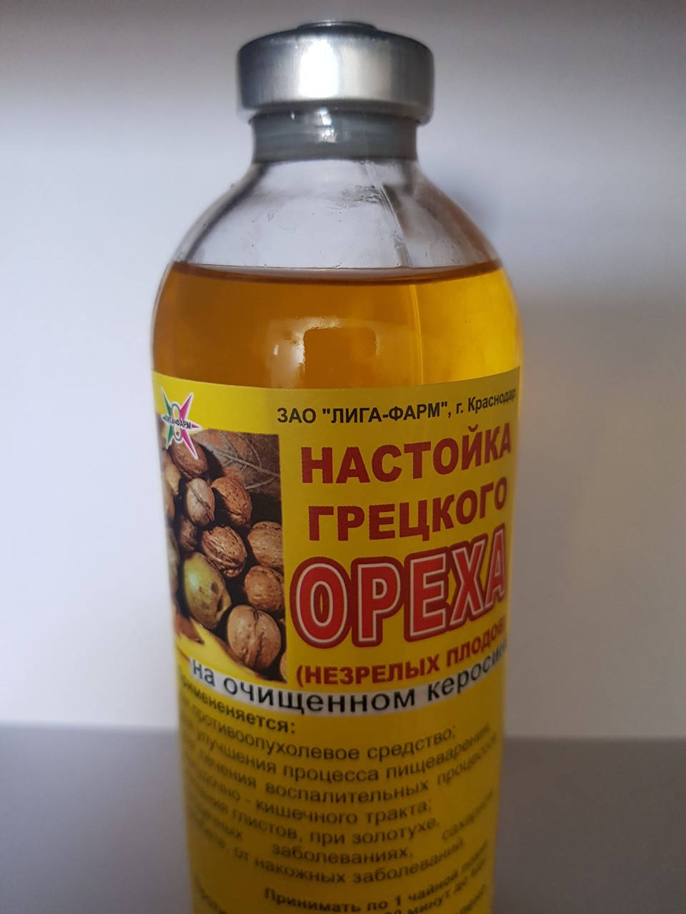 

Настойка грецкого ореха (незрелых плодов) на очищенном керосине, 250 мл.
