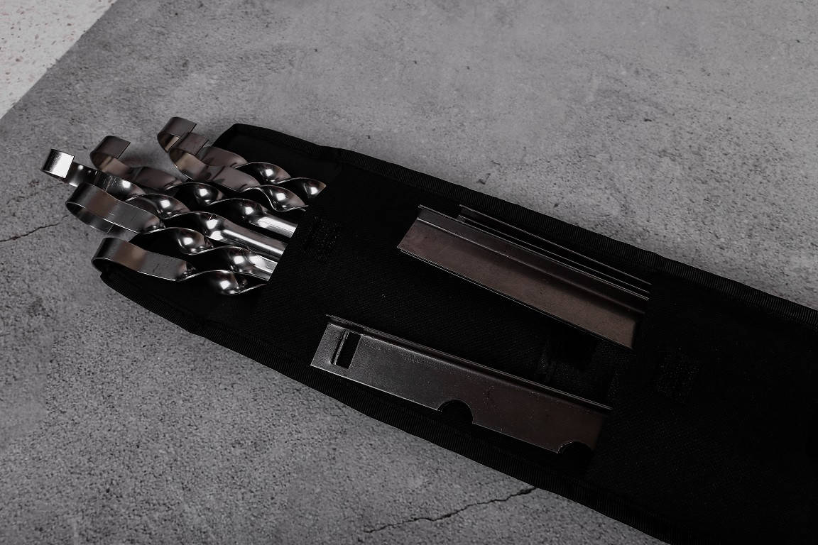 

Набор шампуров 6шт. с подставкой в чехле