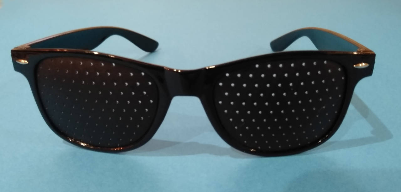 

Очки тренажеры перфорационные универсальные., Черный