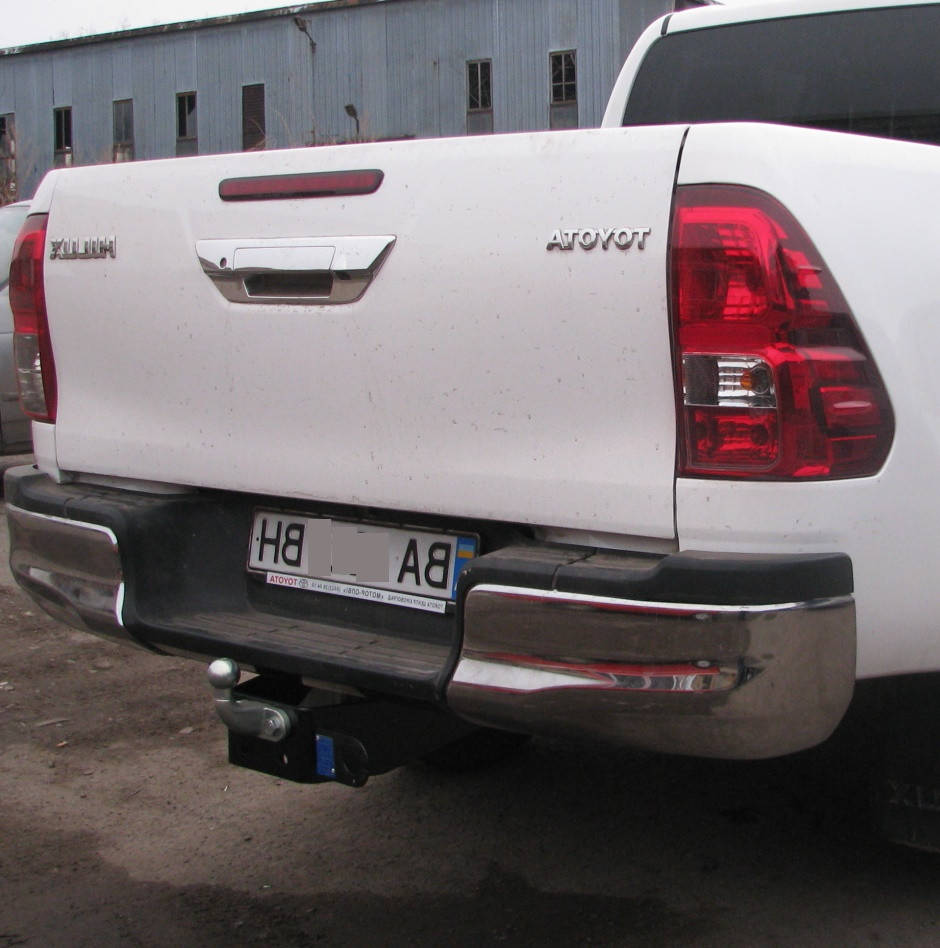 

Фаркоп на Toyota Hilux (с 2015--) Тойота Хайлюкс