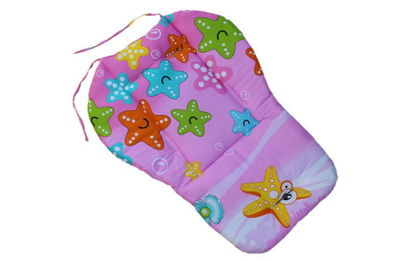 

Защитный чехол, вкладыш, матрасик в коляску, стульчик для кормления розовый