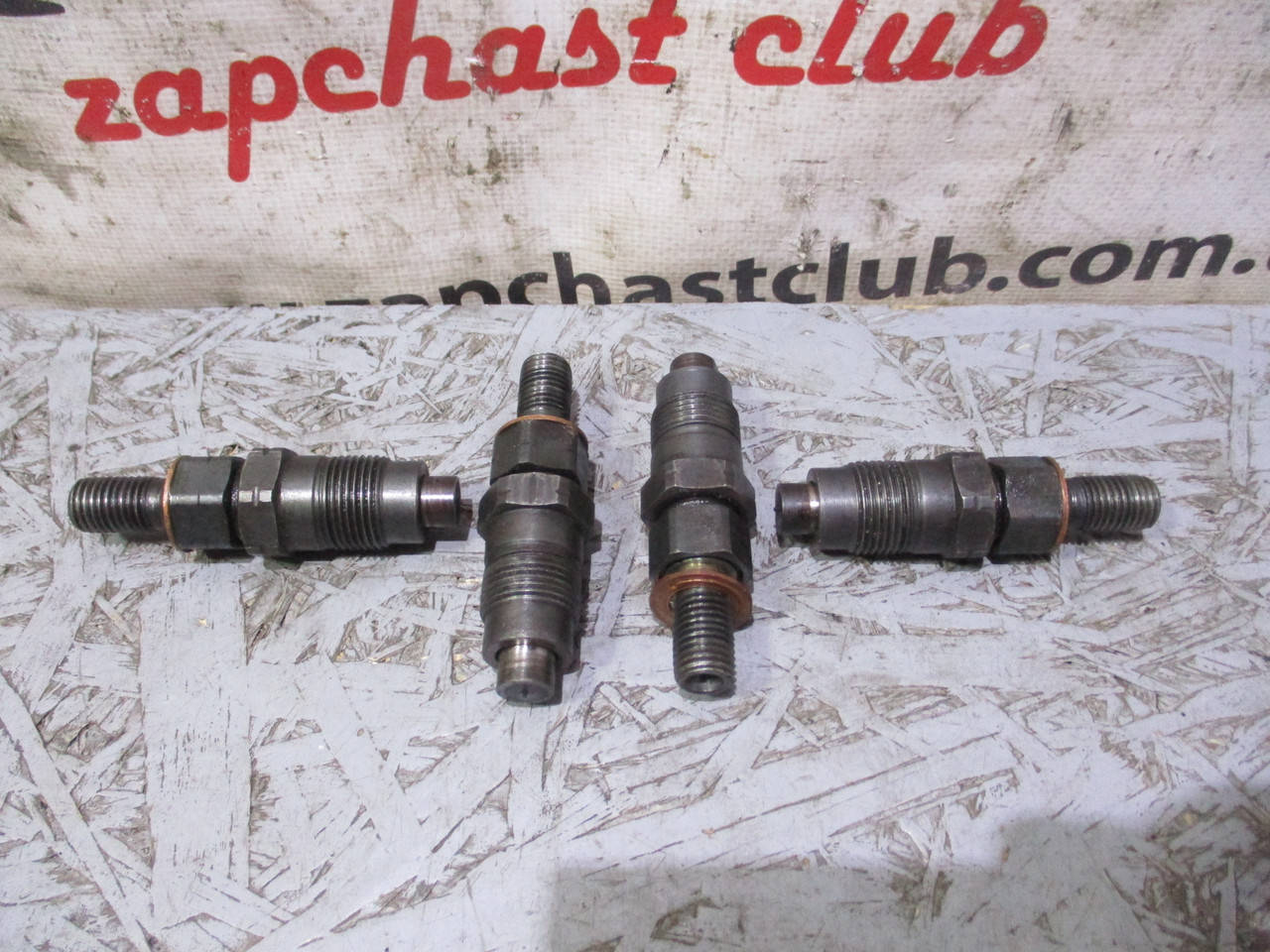 

Форсунка впрыска топлива 4d56 MD196607 9919110 Pajero Sport 00- Mitsubishi