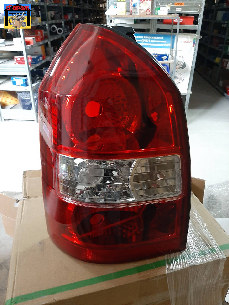 

Фонарь задний левый HYUNDAI TUCSON (TYC)