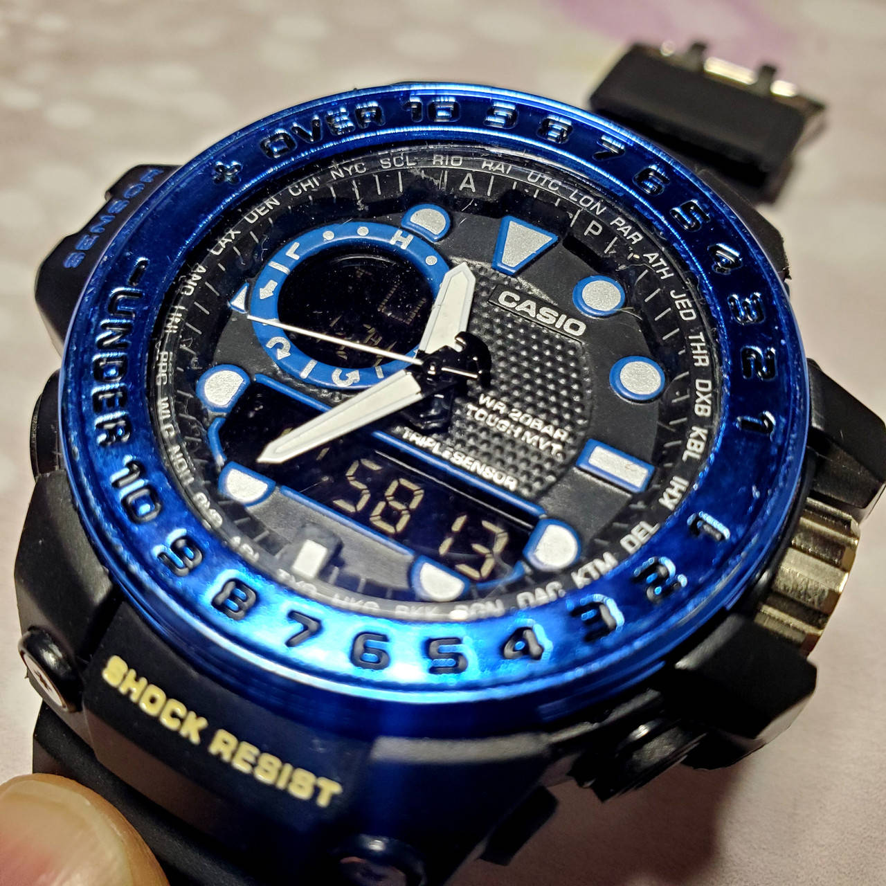 

Спортивные часы Casio C-SHOCK GW-3500 Black-Blue, противоударные водонепроницаемые