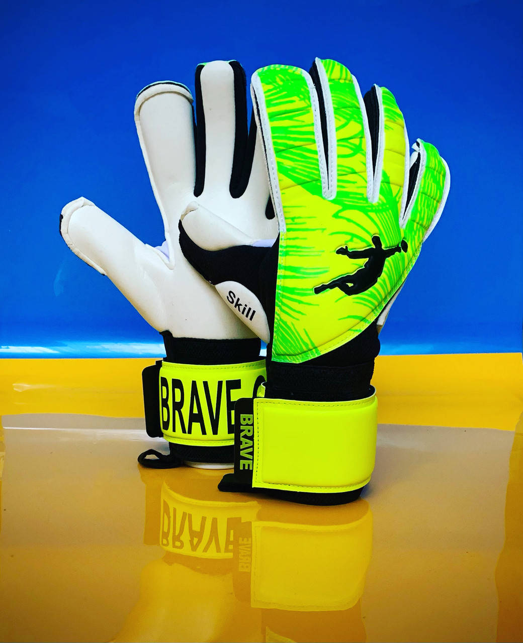 

Вратарские перчатки Brave GK Skill