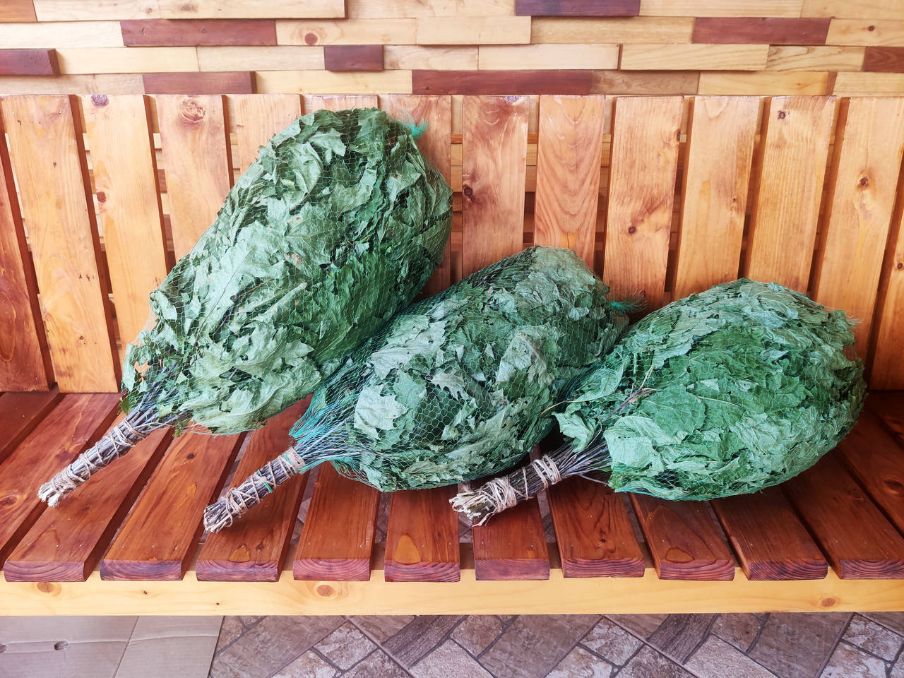 

Веники в сауну с Карпатской липы, большые