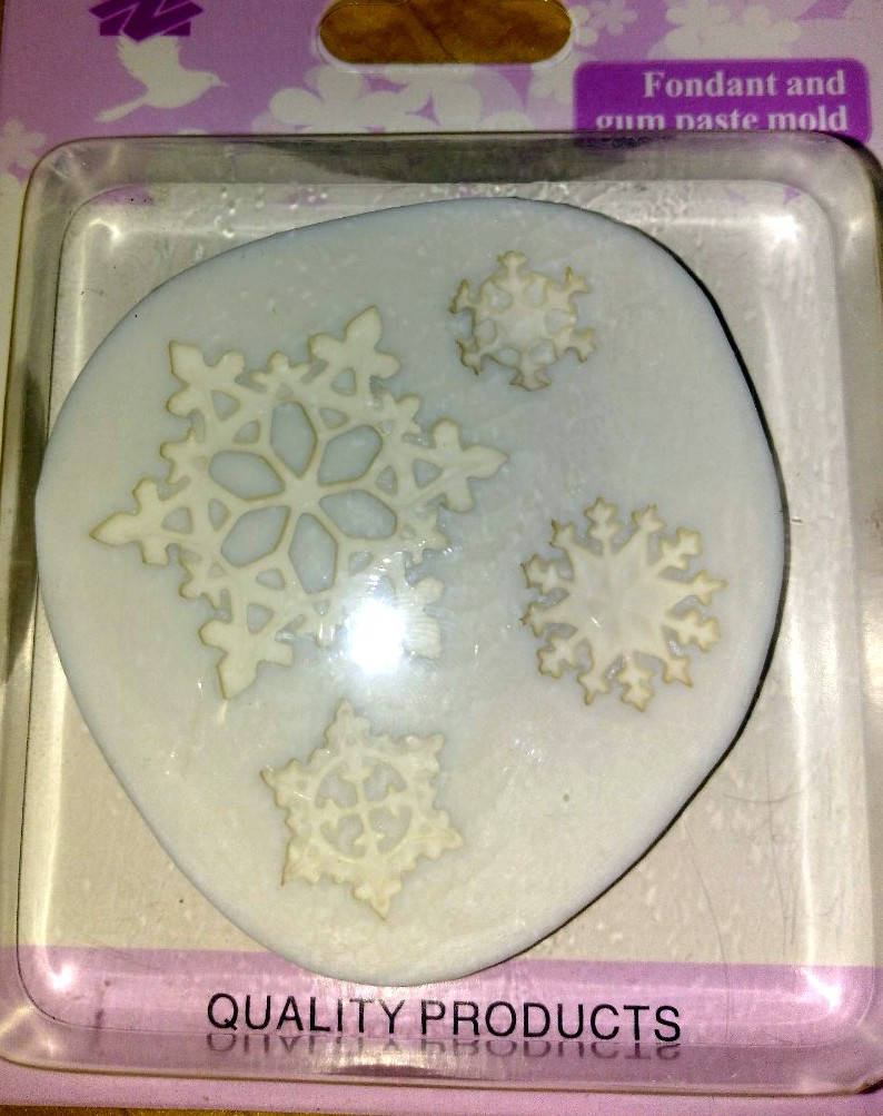 

Молд силиконовый "Снежинки"