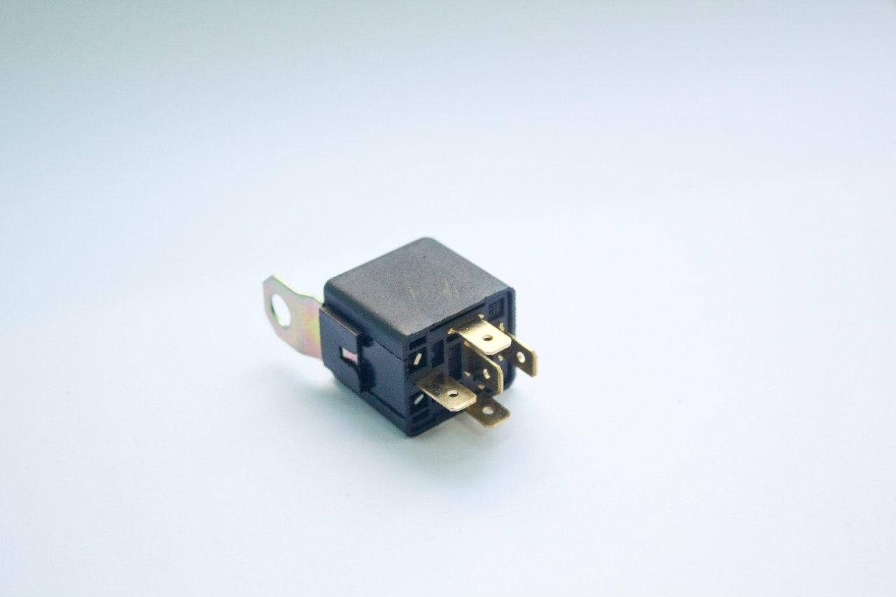 

Реле контрольной лампы зарядки 12V