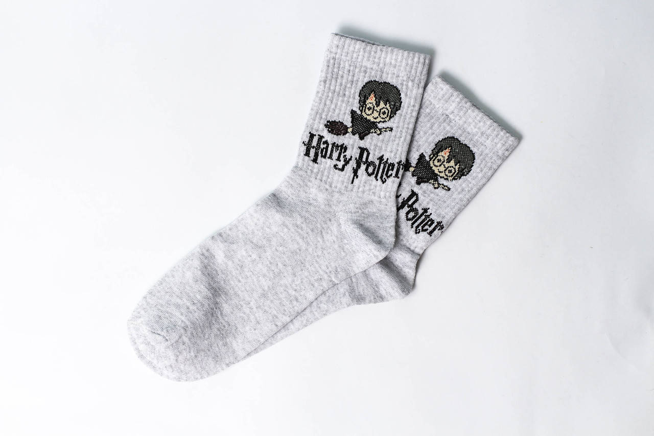 

Носки Гарри Поттер Harry Potter серые с принтом, Серый