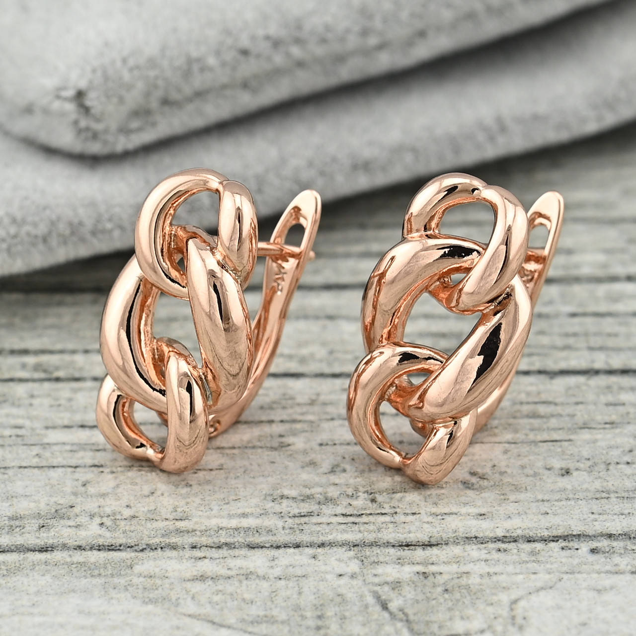 

Серьги Золото Ацтеков 35733 размер 19х11 мм вес 5.5 г позолота РО